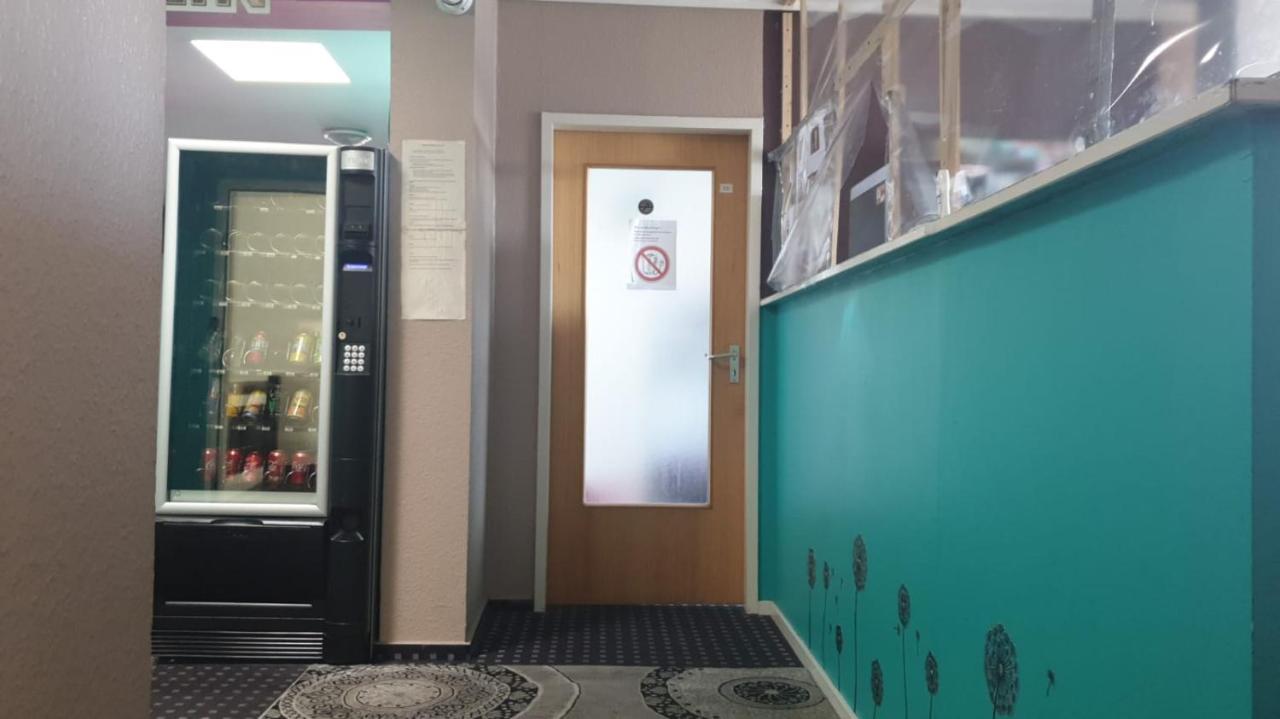 Isas Hostel Berlin Dış mekan fotoğraf