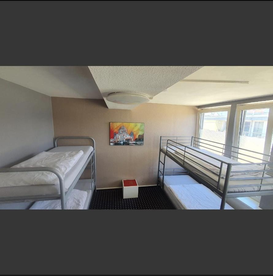 Isas Hostel Berlin Dış mekan fotoğraf