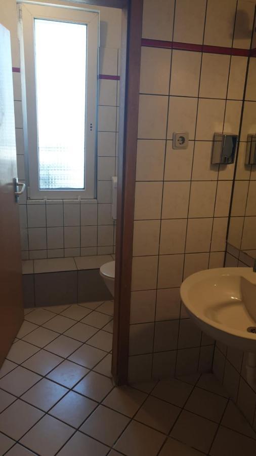 Isas Hostel Berlin Dış mekan fotoğraf